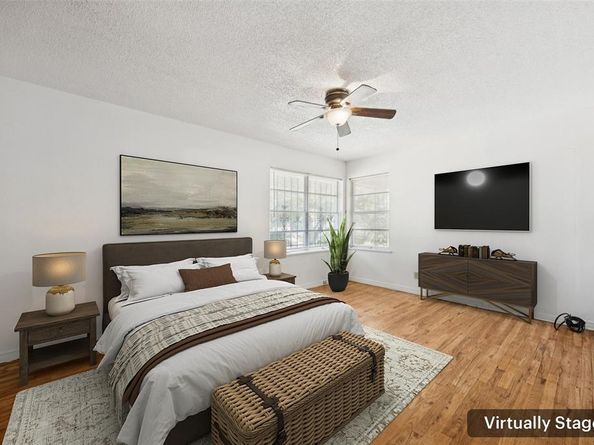 2739  Plaza Boulevard , Dallas Texas 75241
