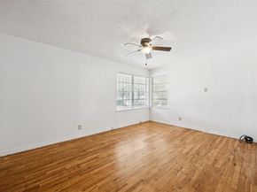 2739  Plaza Boulevard , Dallas Texas 75241