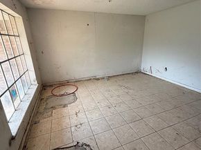 2820  Blanton Street , Dallas Texas 75227