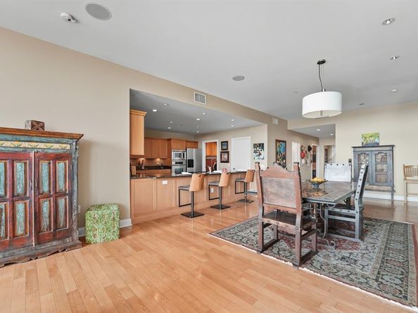 5656 N Central Expressway  204, Dallas Texas 75206