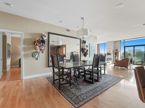 5656 N Central Expressway  204, Dallas Texas 75206