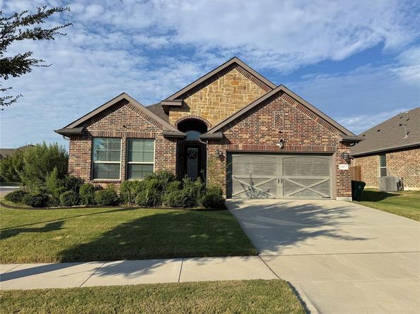 7522  Sweetwater Lane , Arlington Texas 76002