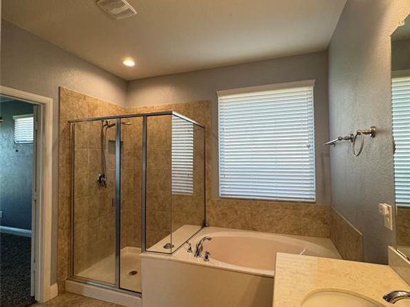 7522  Sweetwater Lane , Arlington Texas 76002