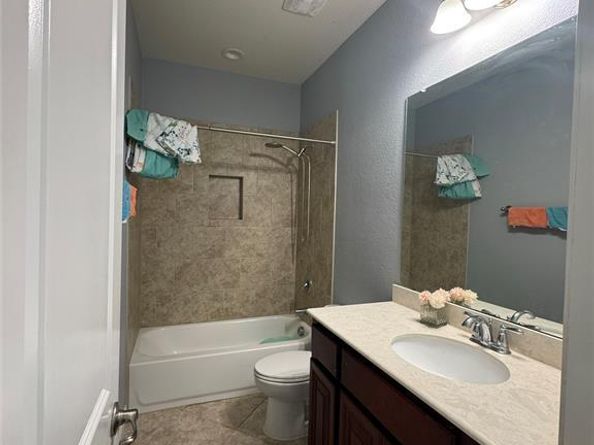 7522  Sweetwater Lane , Arlington Texas 76002