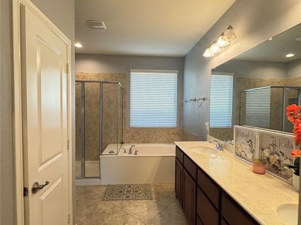 7522  Sweetwater Lane , Arlington Texas 76002