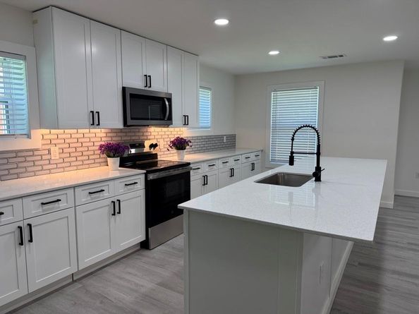 310  Sunset Court , Arlington Texas 76013