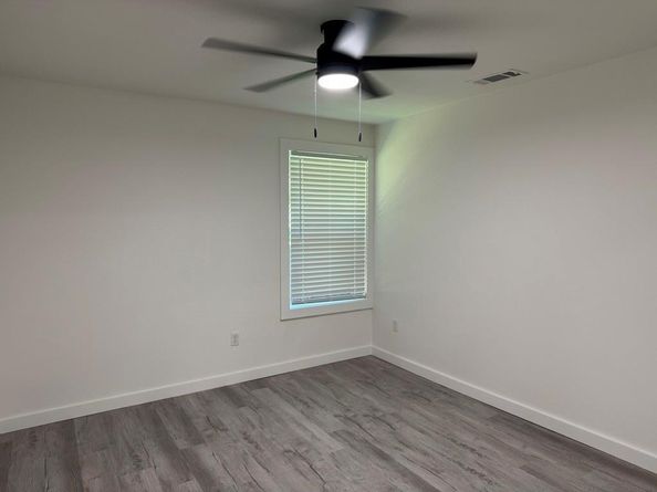 310  Sunset Court , Arlington Texas 76013