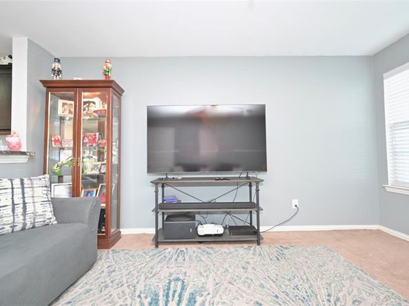 777  River Hill Lane , Fort Worth Texas 76114