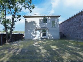 777  River Hill Lane , Fort Worth Texas 76114
