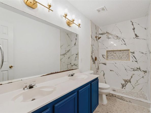 2613 S Wavecrest Court , Little Elm Texas 75068