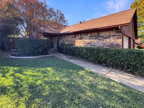 320  Mountain View Court , Bedford Texas 76021