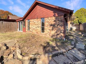 320  Mountain View Court , Bedford Texas 76021