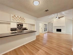 320  Mountain View Court , Bedford Texas 76021