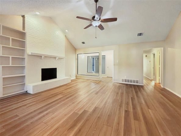 320  Mountain View Court , Bedford Texas 76021