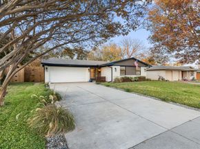 812  Warren Way , Richardson Texas 75080