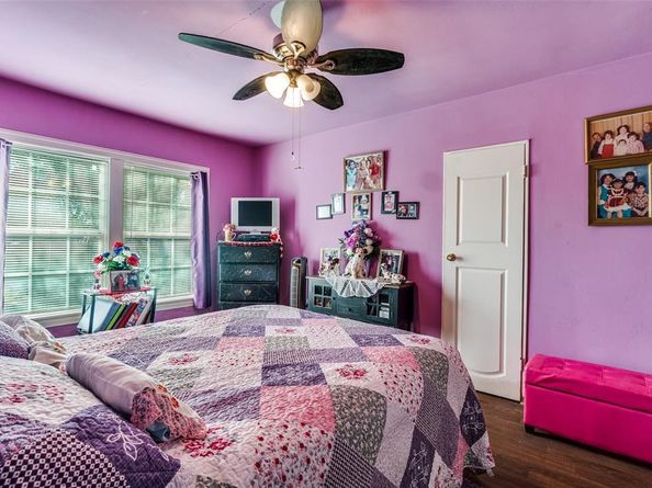 2833  Falls Drive , Dallas Texas 75211