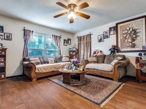 2833  Falls Drive , Dallas Texas 75211