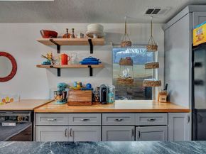 1828  Portland Avenue , Fort Worth Texas 76102