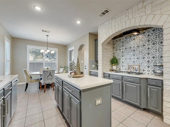 4304  Lone Oak Drive , Mansfield Texas 76063