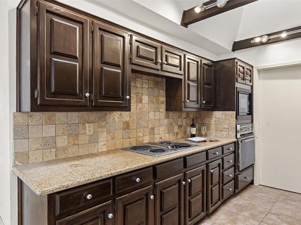 6457  Cedar Hollow Drive , Dallas Texas 75248