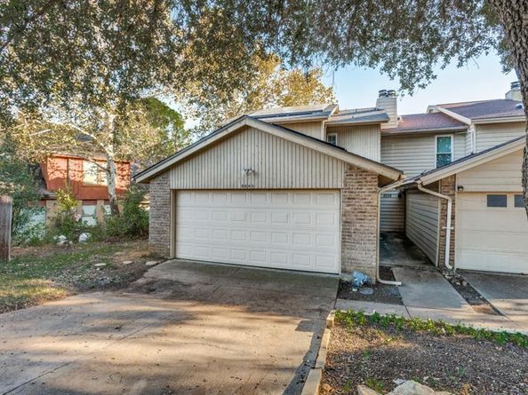 2040  Fleur De Lis Court  , Arlington Texas 76012