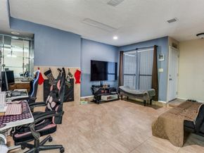 2040  Fleur De Lis Court  , Arlington Texas 76012