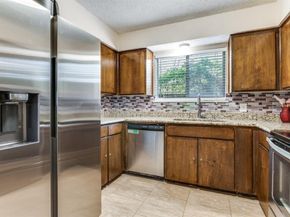 2040  Fleur De Lis Court  , Arlington Texas 76012