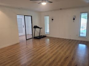 511  Washington Drive , Arlington Texas 76011