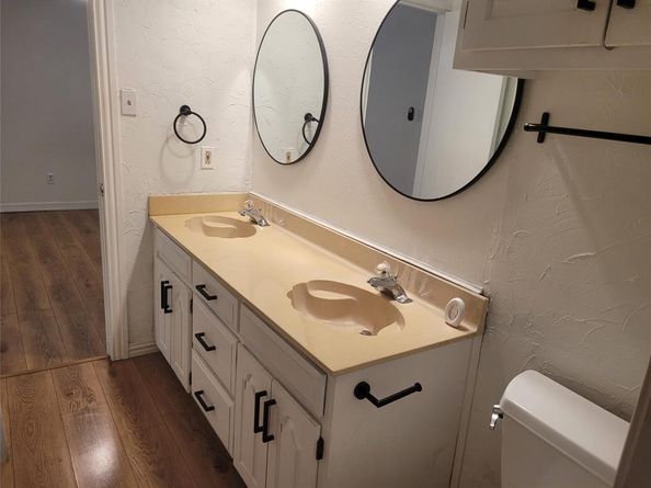 511  Washington Drive , Arlington Texas 76011