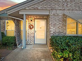 6632  Legters Drive , Dallas Texas 75236