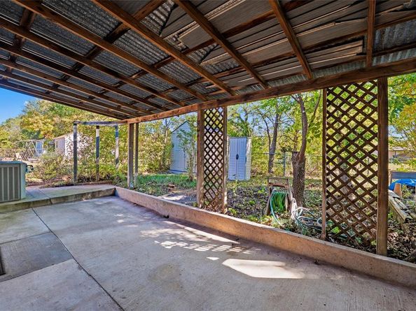 6632  Legters Drive , Dallas Texas 75236