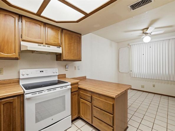 6632  Legters Drive , Dallas Texas 75236