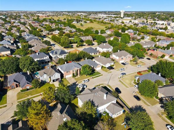 5569  Lawnsberry Drive , Fort Worth Texas 76137