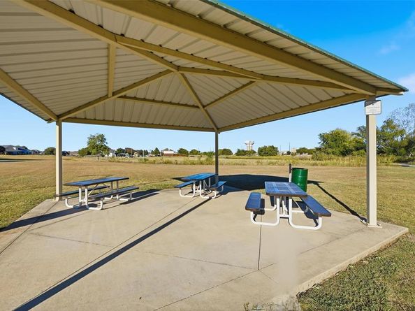 5569  Lawnsberry Drive , Fort Worth Texas 76137