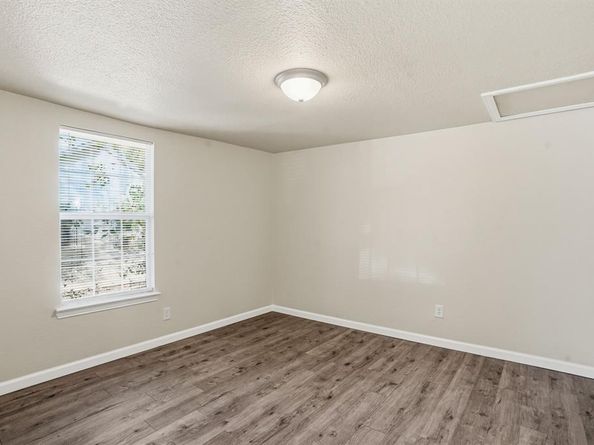 2421  Johnson Street , Fort Worth Texas 76105