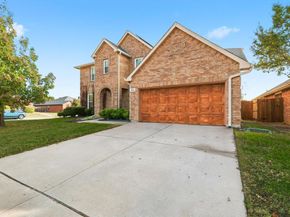 525  BENT OAK Drive , Fort Worth Texas 76131