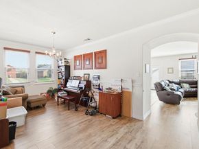 525  BENT OAK Drive , Fort Worth Texas 76131