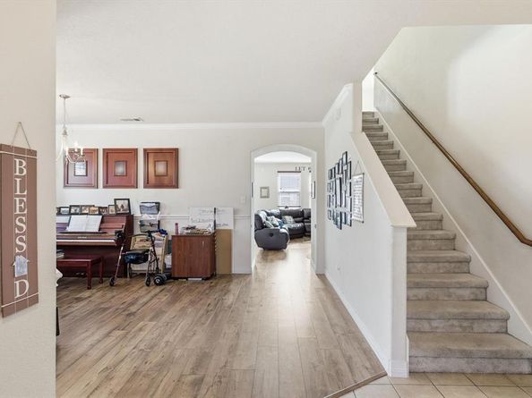 525  BENT OAK Drive , Fort Worth Texas 76131