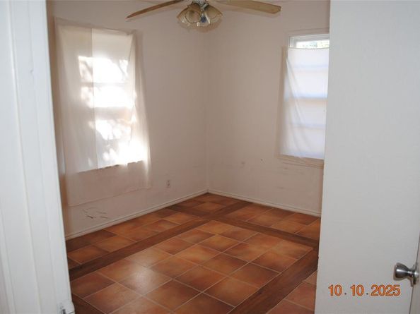 1660  Marsalis Road , Lancaster Texas 75134