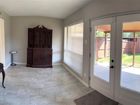 3618  Holly Tree Trail , Garland Texas 75044