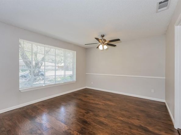 5132  Breakwood Drive , Dallas Texas 75227