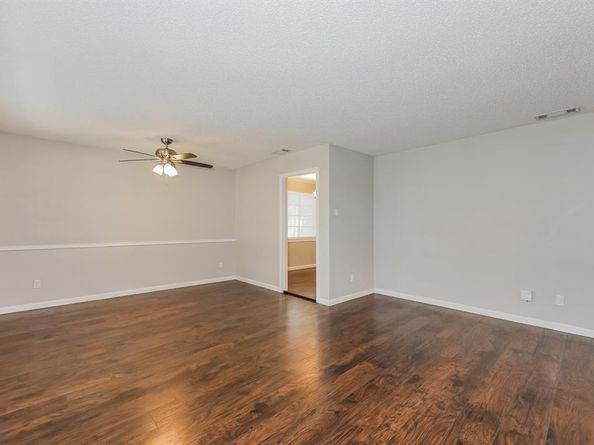 5132  Breakwood Drive , Dallas Texas 75227