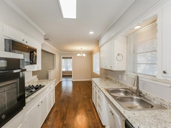 5132  Breakwood Drive , Dallas Texas 75227