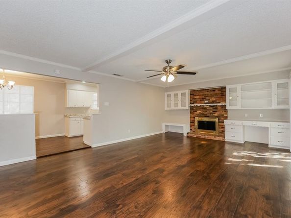 5132  Breakwood Drive , Dallas Texas 75227