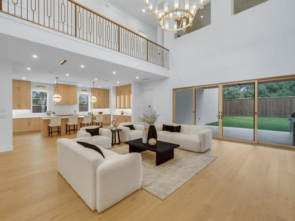 3739  Royal Lane , Dallas Texas 75229