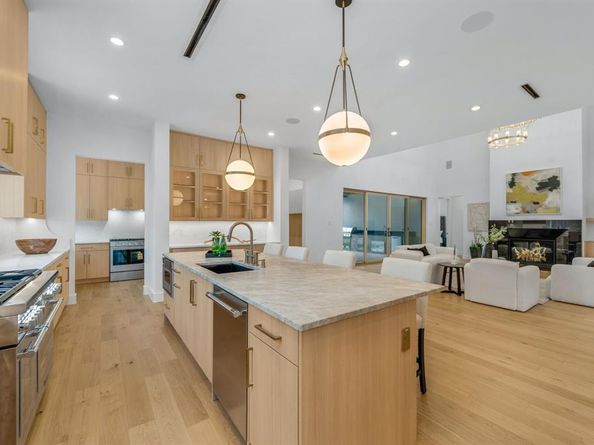 3739  Royal Lane , Dallas Texas 75229