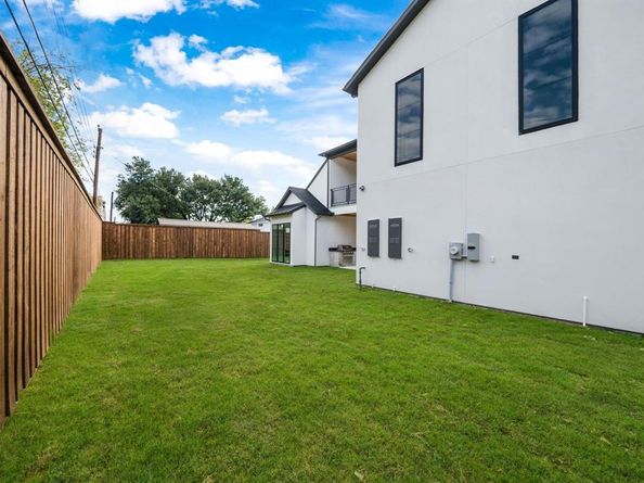 3739  Royal Lane , Dallas Texas 75229