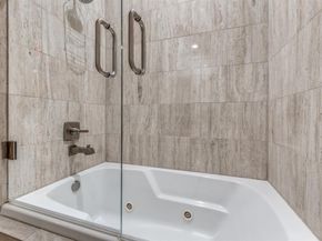 3535  Gillespie Street  408, Dallas Texas 75219