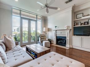 3535  Gillespie Street  408, Dallas Texas 75219