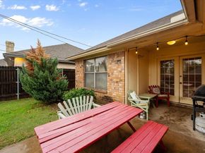 817  Fondren Drive , Arlington Texas 76001